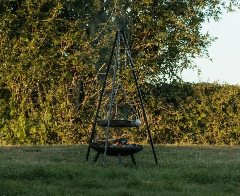 Glamping in Wiltshire the Green Knoll is a Charm Hotel in England