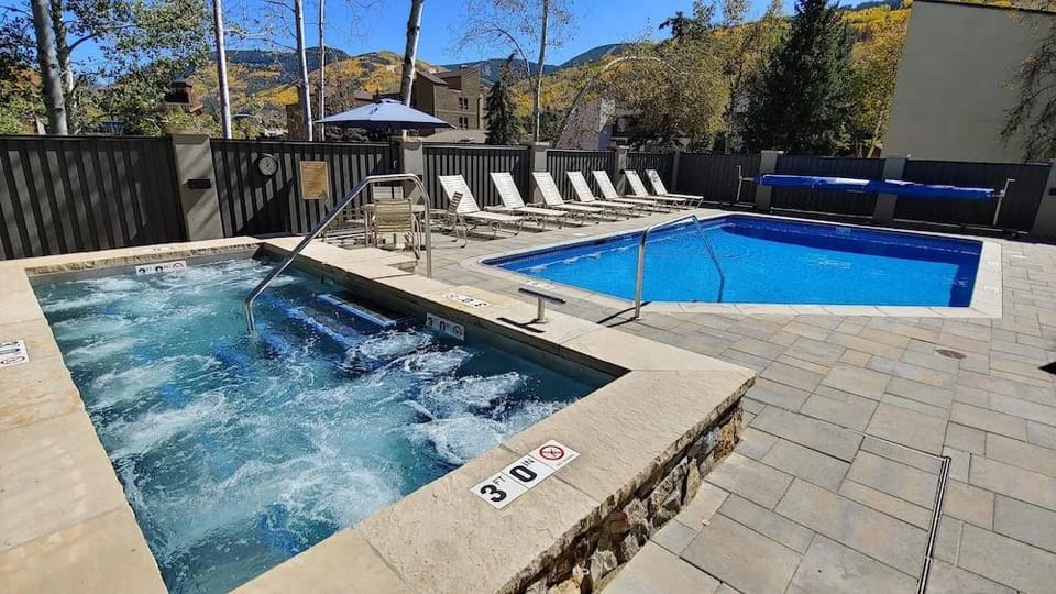 Westwind 408, 2bd, 2BA Diamond Condo in Lionshead Village Hotel in Vail