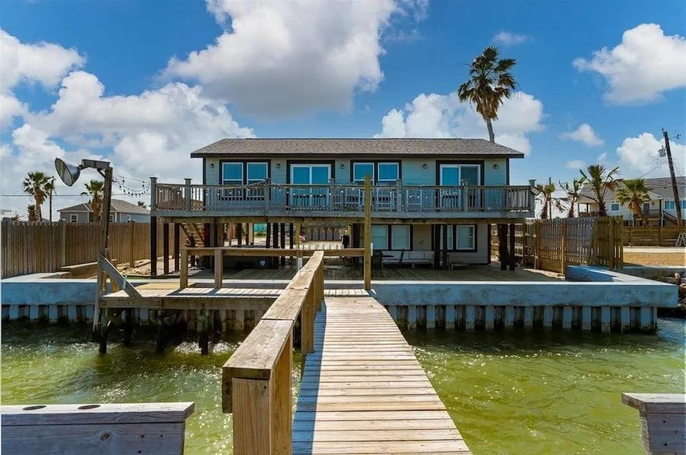 Frisco Flats by Miss Kitty’s Hotel in Texas