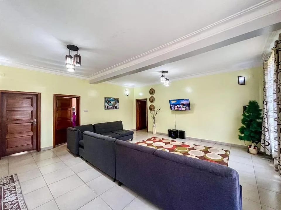 Captivating 7-bed House in Kigali, Rwanda Hotel in Africa