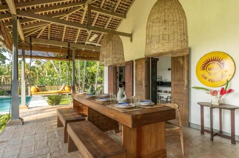 Antique Dutch Period Country House With Far Reaching West-facing Views Hotel in Southern Province