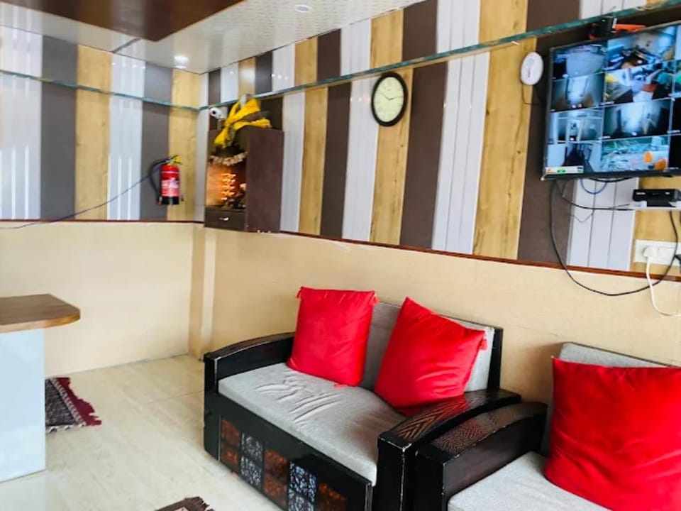 Hotel Neelkanth Badrinath Hotel in Uttarakhand