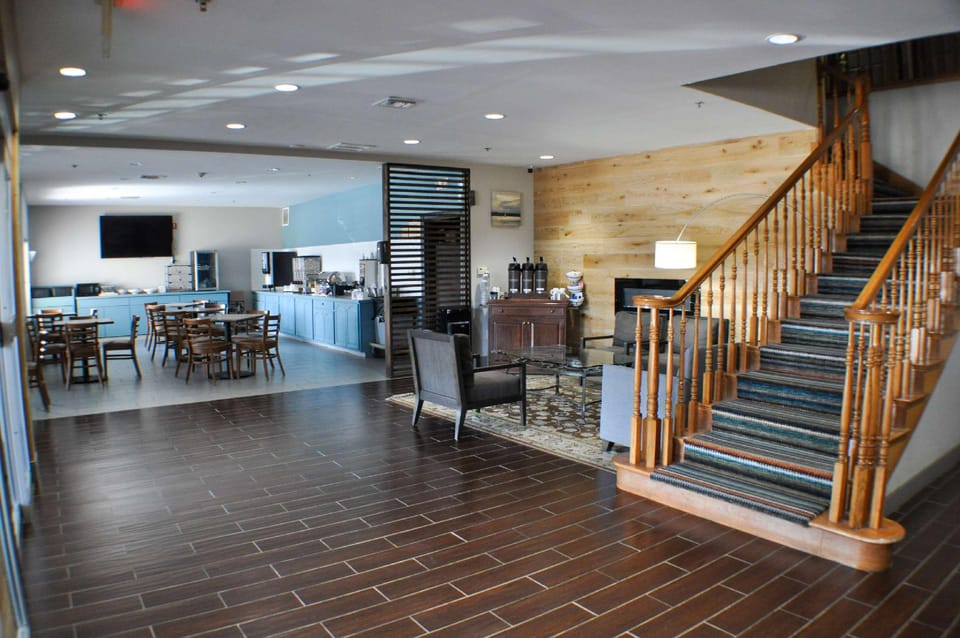 Country Inn & Suites by Radisson, Topeka West, KS Hotel in Topeka