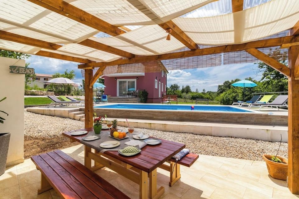 Villa May Hotel in Istria County