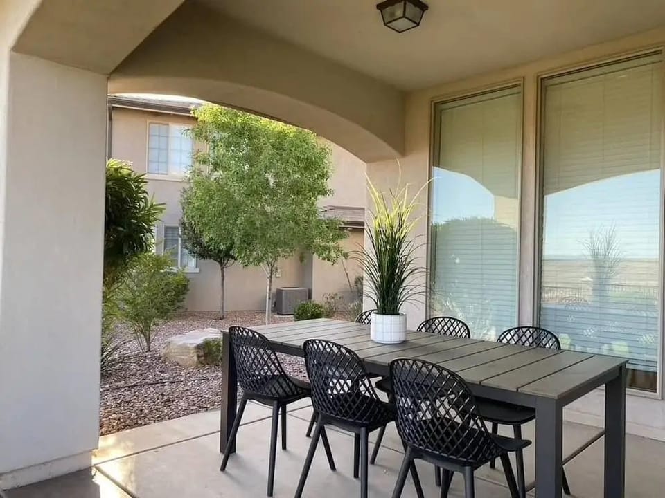 Desert Chateau by RedAwning Hotel in Washington