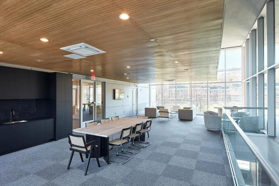 NEW Fab 4 BR - Outdoor Deck - gym - Mins to NYC Hotel in Hoboken
