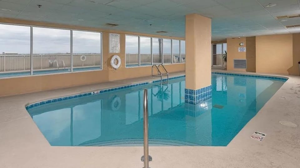 Royal Palms 1007 1 Bedroom Condo Hotel in Gulf Shores