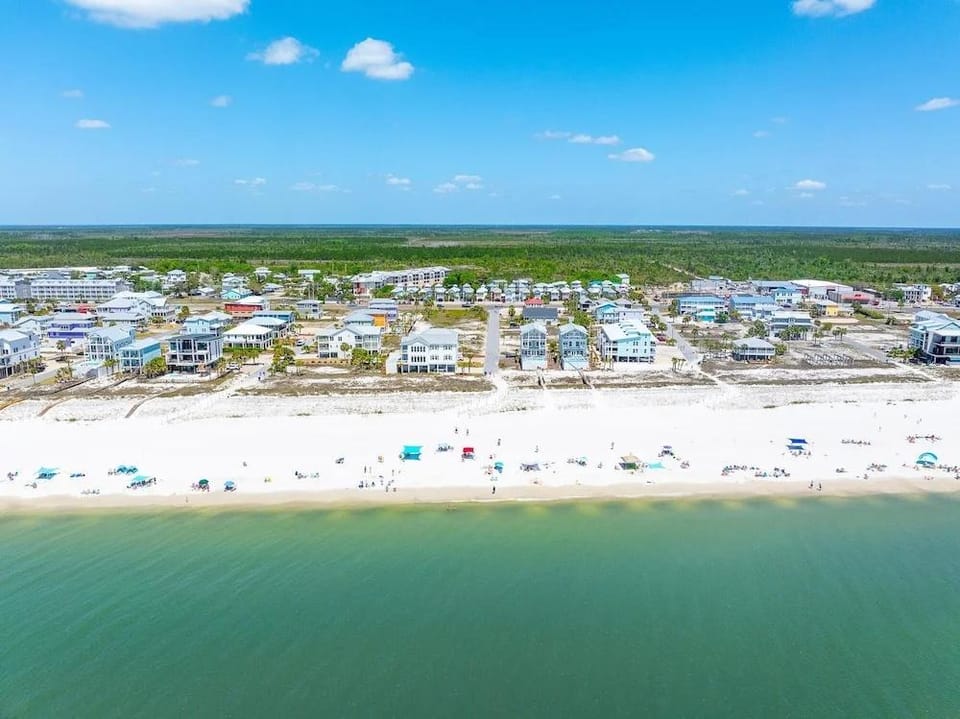 Waterside Village Condo 203 Hotel in Mexico Beach