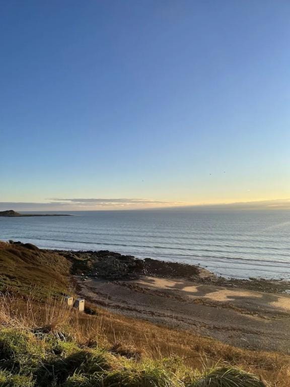 Immaculate 2-bed Static Caravan at Monrieth Hotel in Scotland