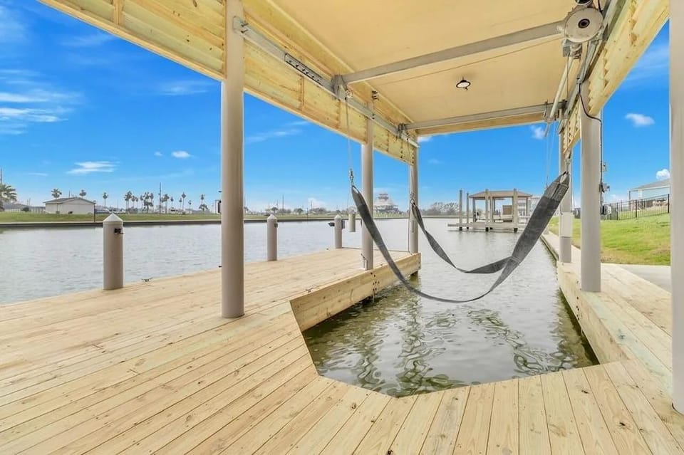 Fishermans Delight 3 Bedroom Home by RedAwning Hotel in Texas City