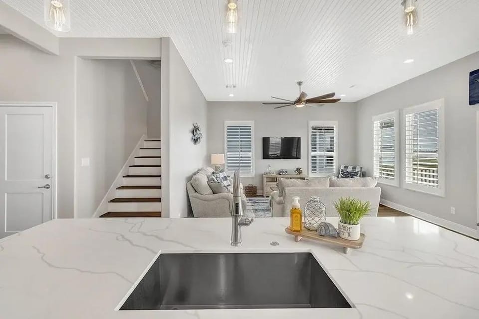 Fishermans Delight 3 Bedroom Home by RedAwning Hotel in Texas City