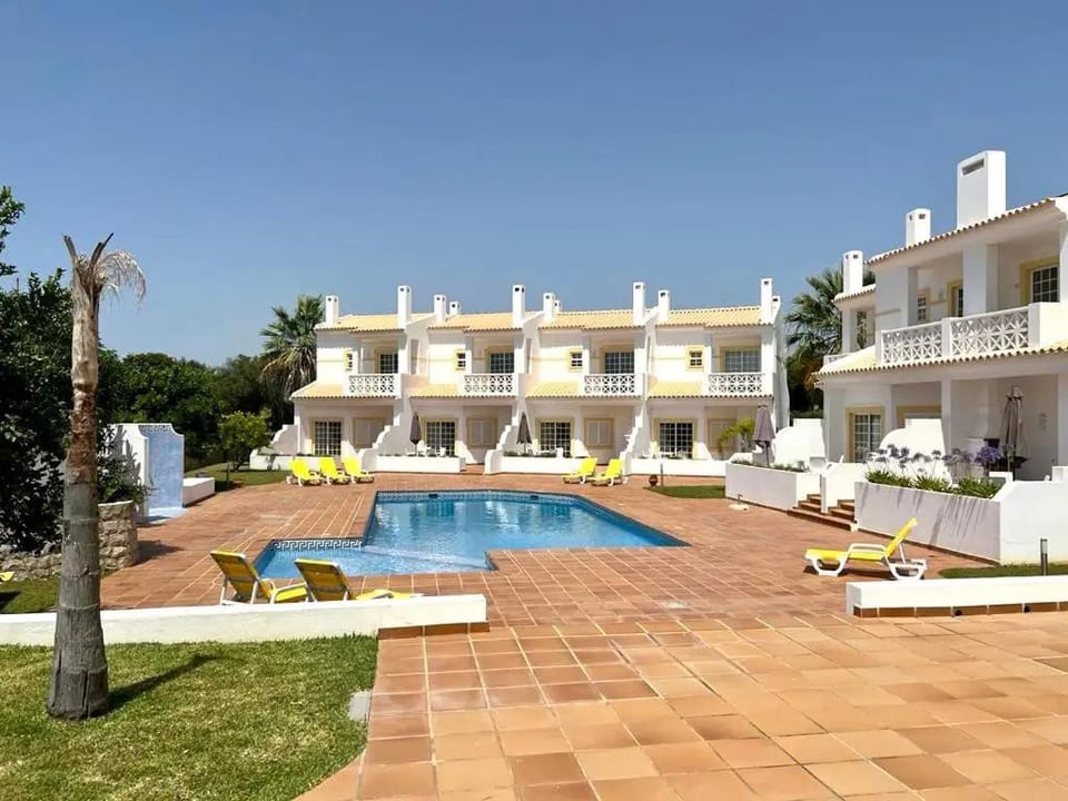 Balaia Plaza Al Hotel in Olhos de Água