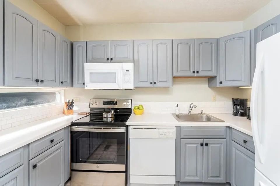 Space For All! Close To Lift 7, Fireplace, Hot Tub 3 Bedroom Condo by RedAwning Hotel in Telluride