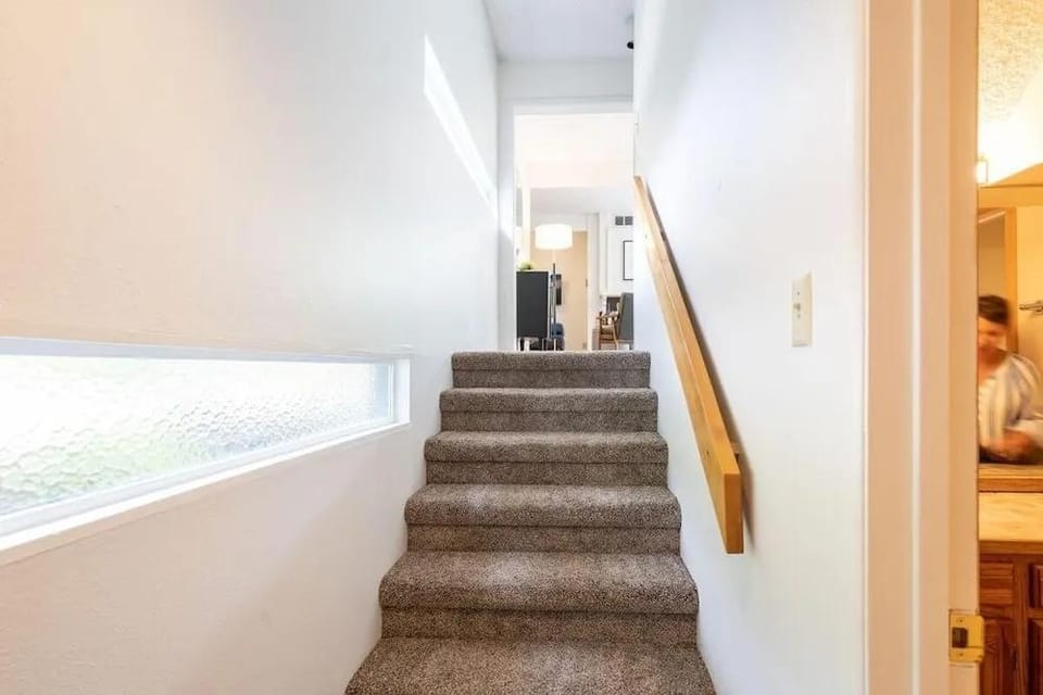 Space For All! Close To Lift 7, Fireplace, Hot Tub 3 Bedroom Condo by RedAwning Hotel in Telluride