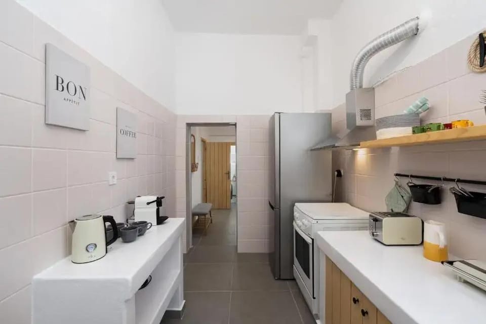 Villa Tholos with Private Jacuzzi Hotel in Kamari