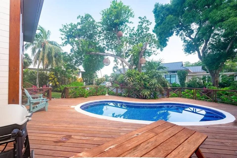 Casa Coral 2 Bedroom Home by RedAwning Hotel in Bay Islands Department