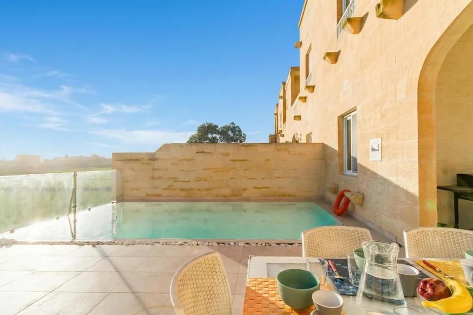 Inni Gozitan Farmhouse Private Pool Hotel in Malta