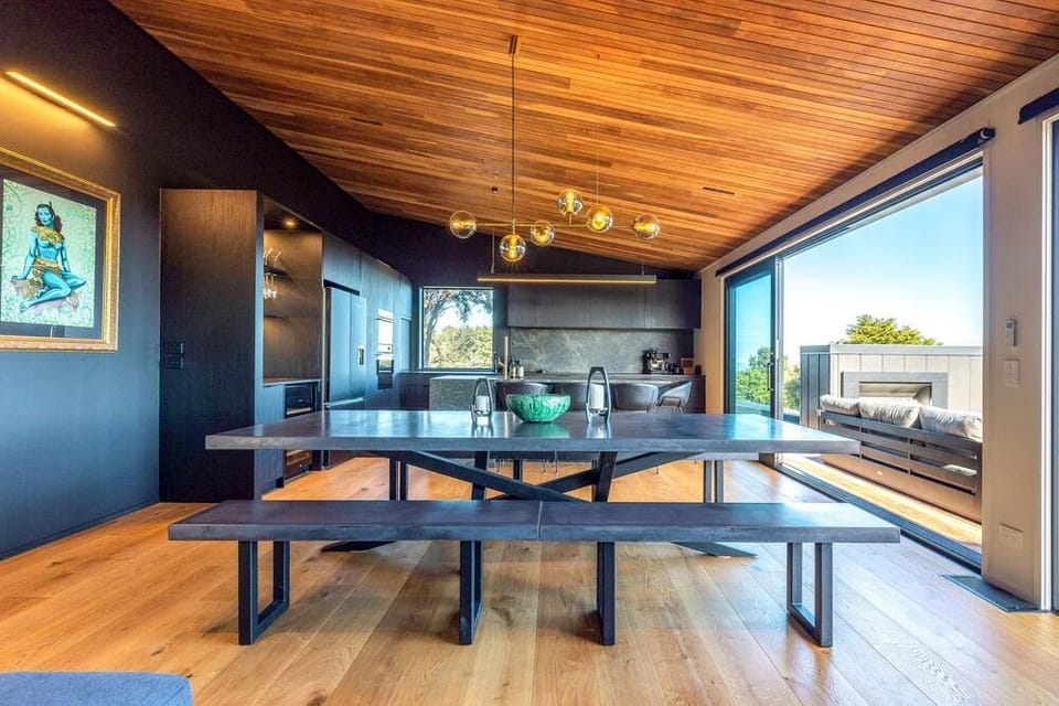 Kaitiaki Lodge - Pool & hot tub Hotel in Auckland Region