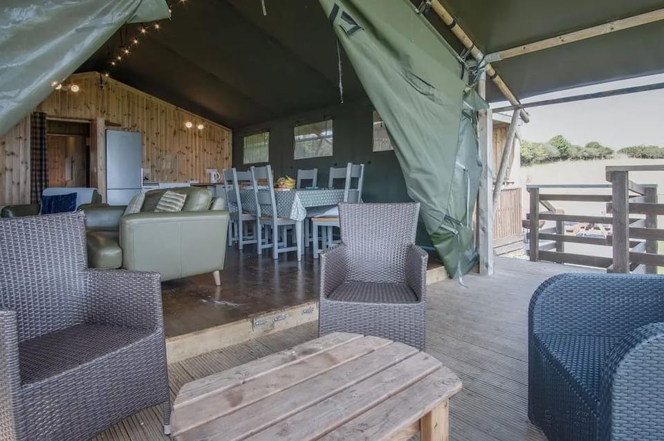 Whiteford Glamping Tent - Llangennith Hotel in Wales