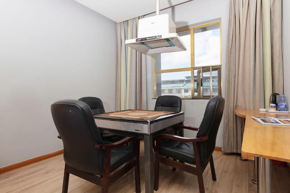 7 Days Inn Changning Bus Station Hotel in China
