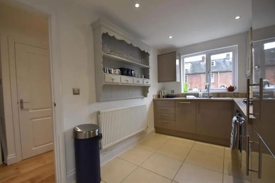 Southbank Hotel in Rother District