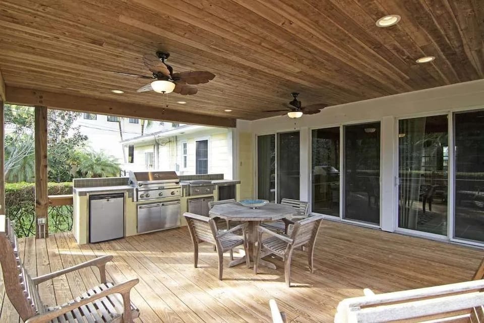 Sun, Shells and Seaspray w/ Lanai Hotel in Delray Beach