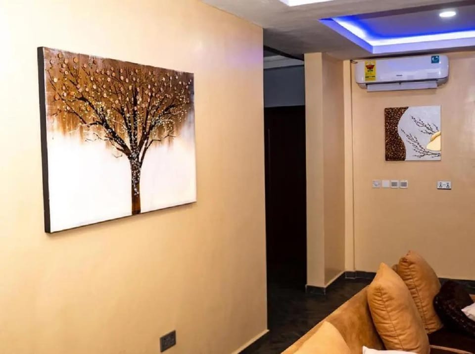 Colindale Court Hotel in Greater Accra Region, Ghana