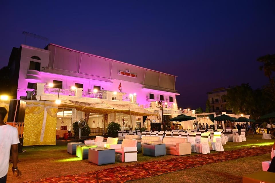 Hotel vishnu vihar Hotel in India