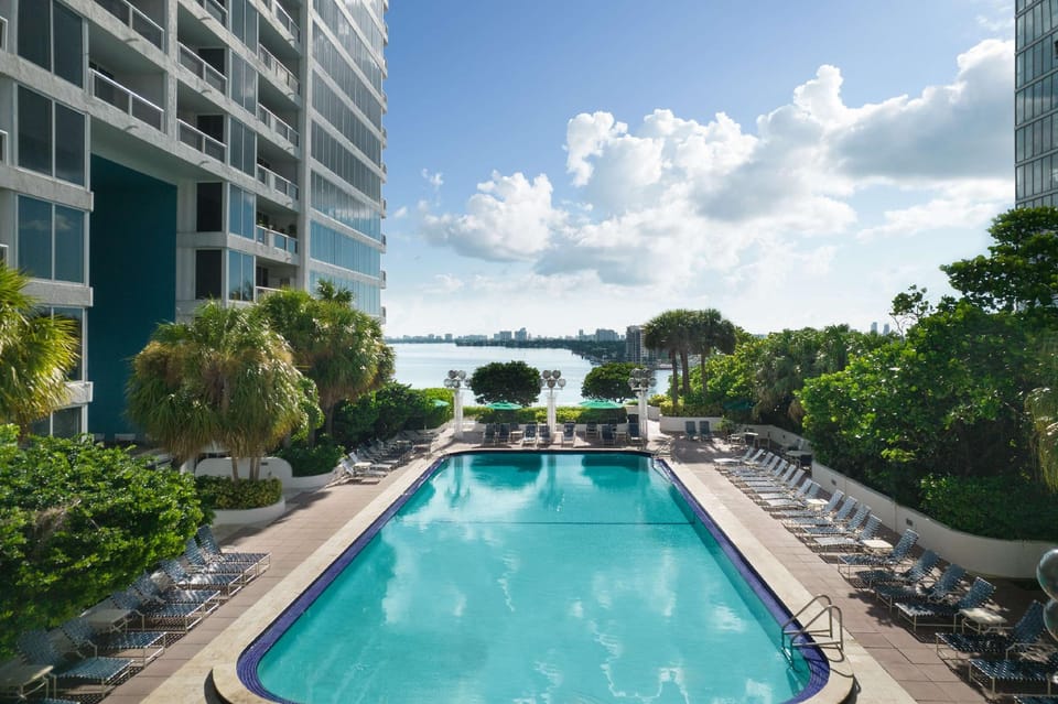 DoubleTree by Hilton Grand Hotel Biscayne Bay Hotel in Miami