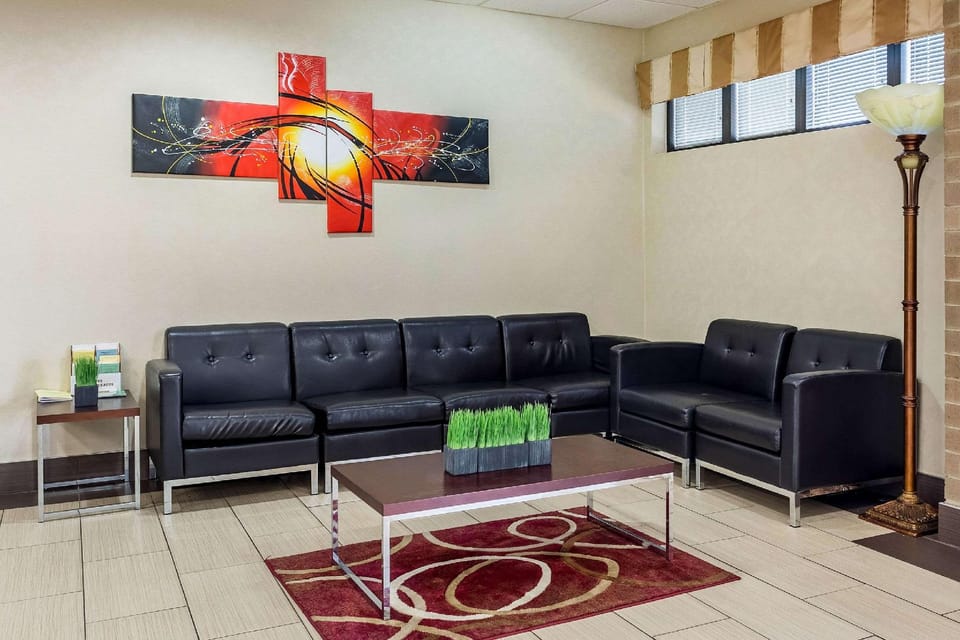 Quality Inn Tupelo Central Hotel in Tupelo