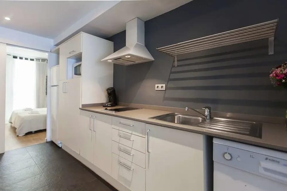 Liceu Apartments Hotel in Barcelona