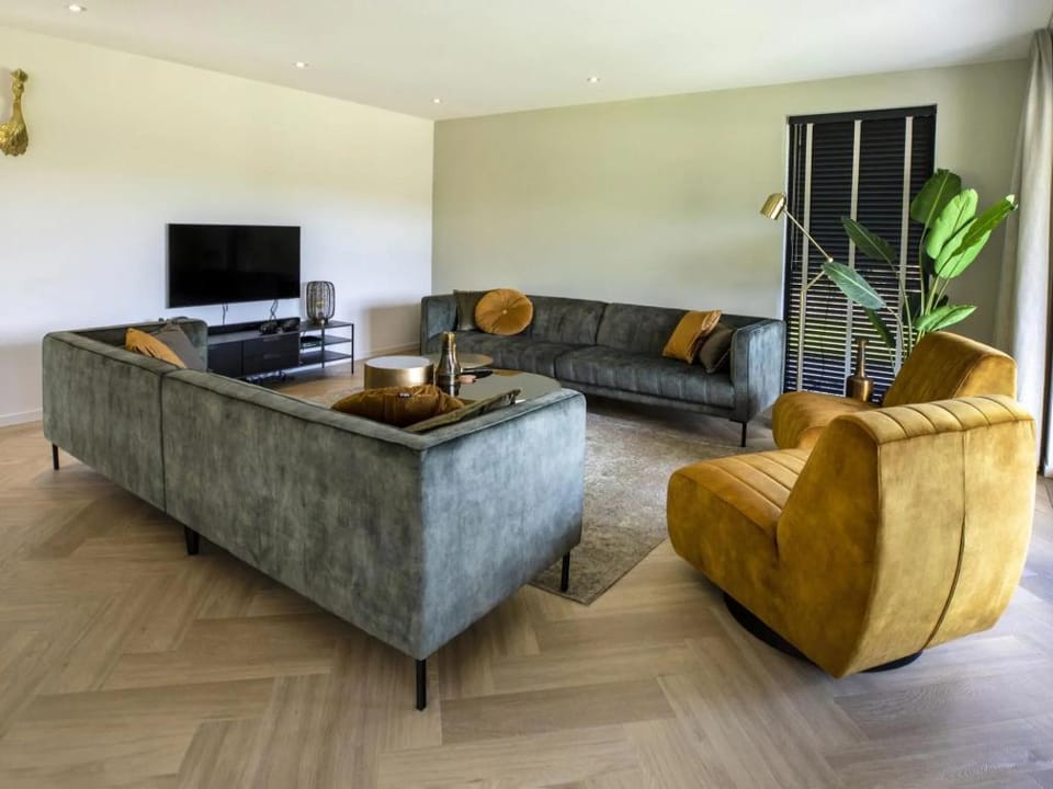 Beautiful Villa With Spacious Garden Hotel in Friesland, Netherlands