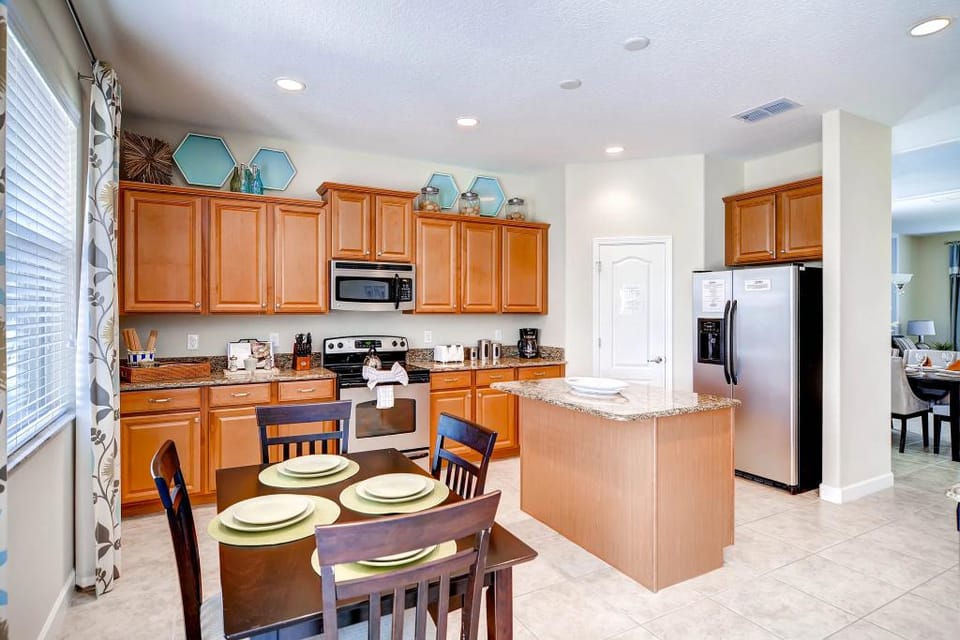 Orlando Area Executive Homes Hotel in Championsgate