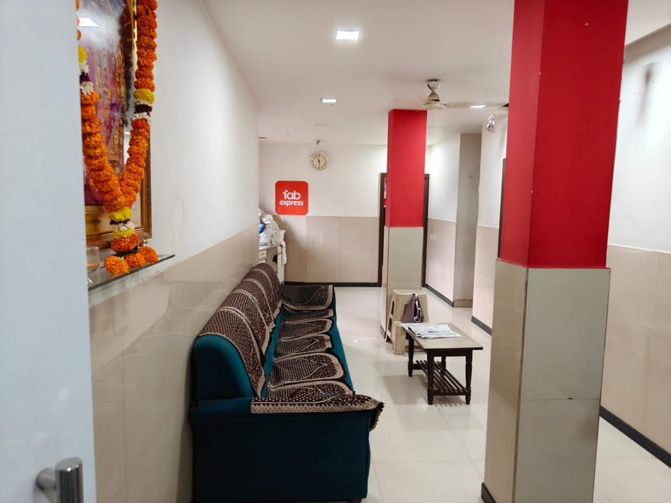 Hotel Shree Sai  Hotel in Maharashtra