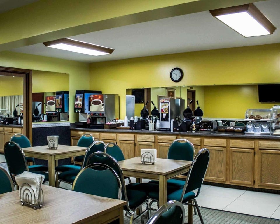 Econo Lodge Wooster Hotel in Wooster
