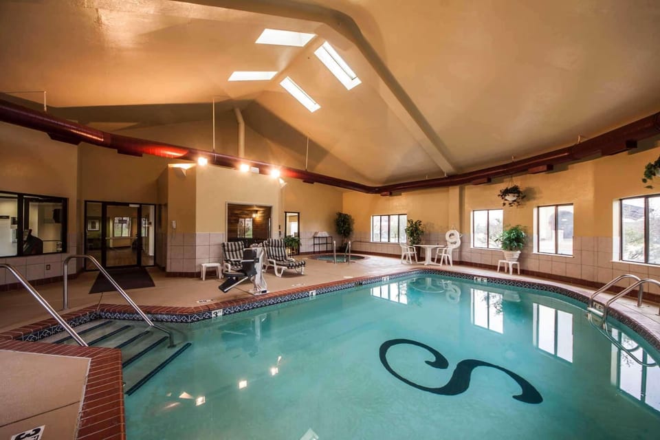 Sleep Inn & Suites Tulsa Central I-44 Hotel in Tulsa