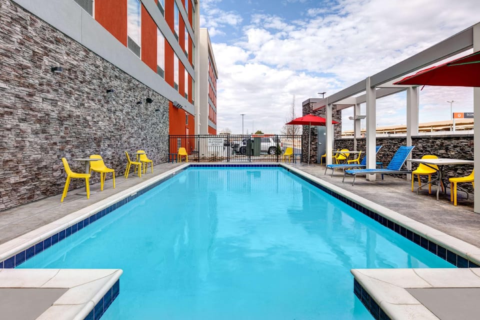 Home2 Suites by Hilton Tulsa Airport Hotel in Tulsa