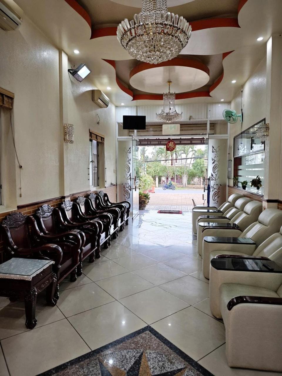 Khách sạn Nam Sơn Hotel in Vietnam