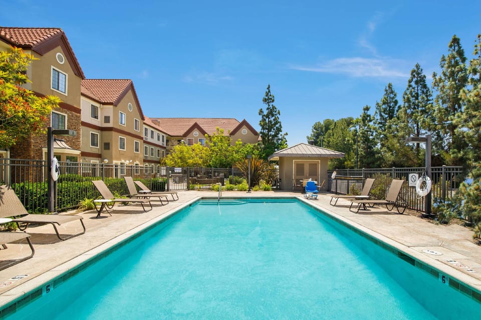 Sonesta ES Suites San Diego - Rancho Bernardo Hotel in Rancho Bernardo
