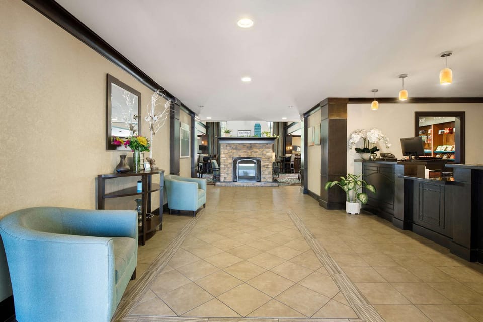 Sonesta ES Suites San Diego - Rancho Bernardo Hotel in Rancho Bernardo