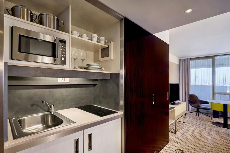 Four Points by Sheraton Munich Arabellapark Hotel in Munich