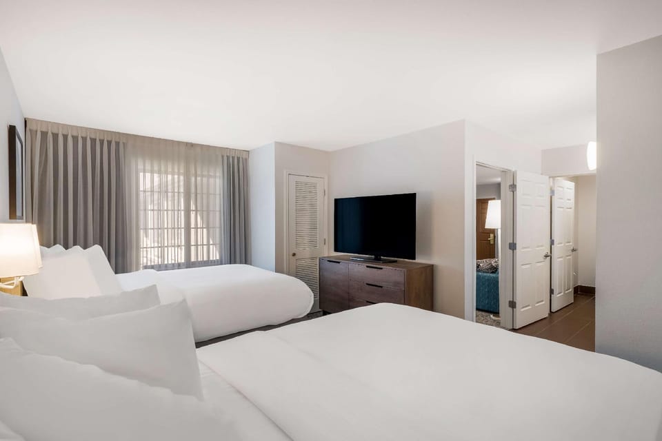 Suite room