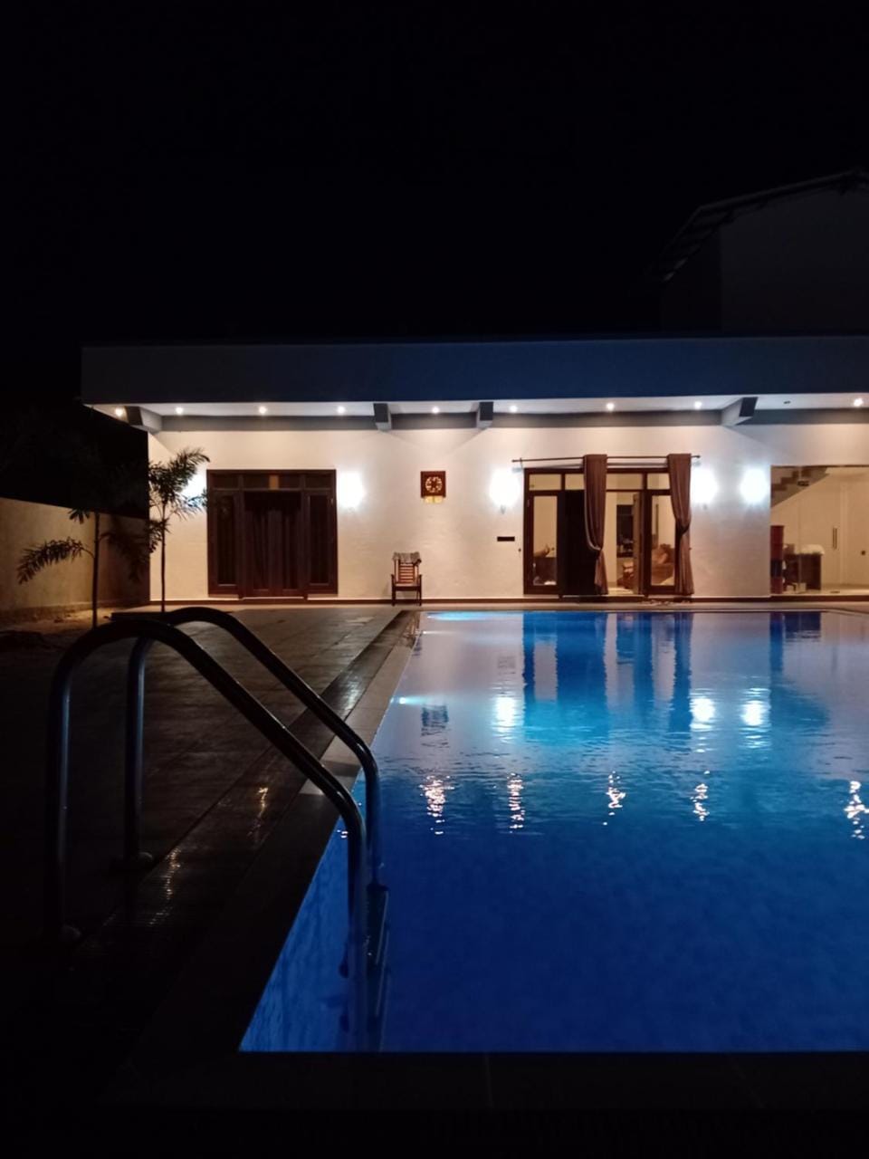 Alaza Beach Resort Hotel in Sri Lanka