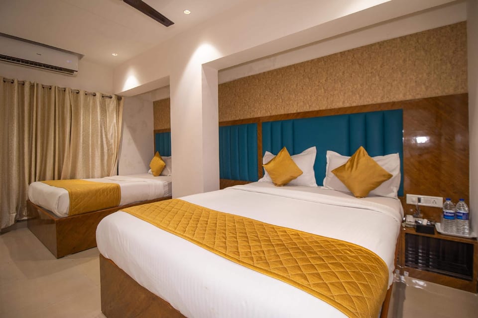HOTEL THE CRYSTAL PALACE BETTIAH Hotel in India