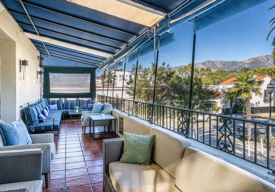 Hotel Virginia Santa Barbara, Tapestry Collection by Hilton Hotel in Santa Barbara