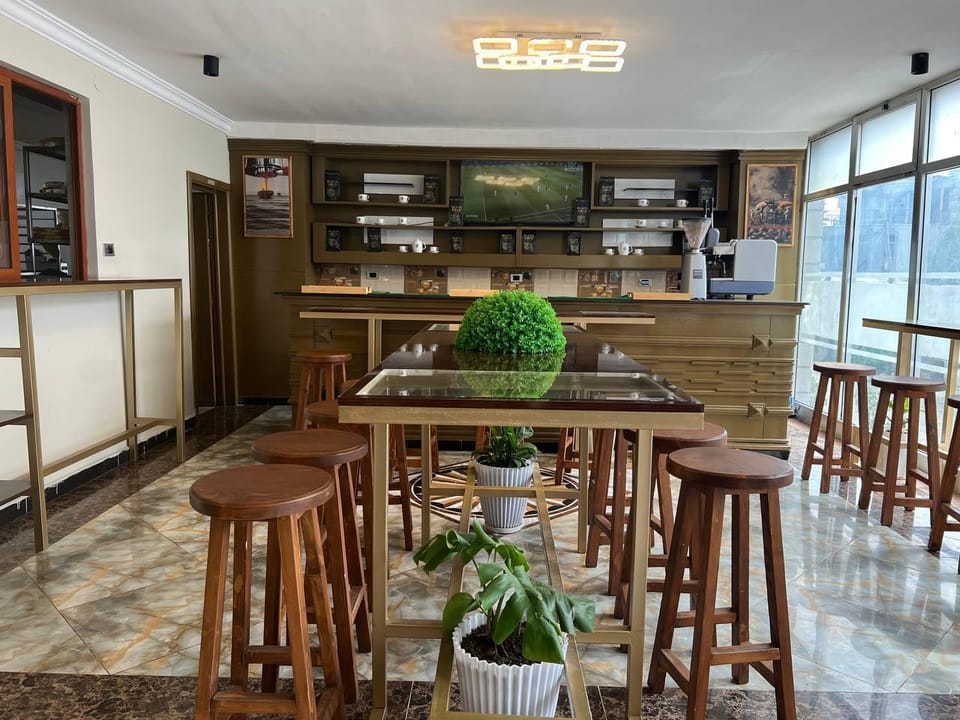 Coffee shop