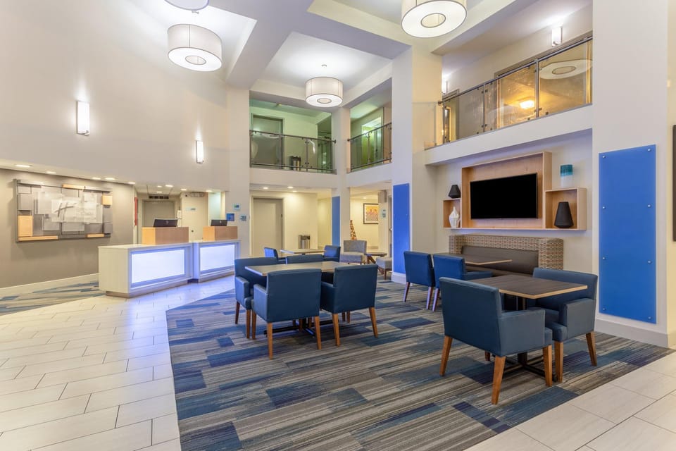 Holiday Inn Express Scottsburg By IHG Hotel in Indiana