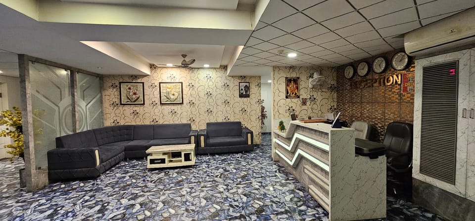 Hotel Lee Grand Inn Hotel in Ahmedabad