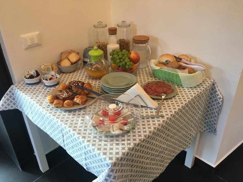 Mikeme Hotel in Carrara