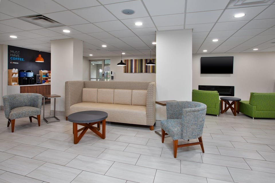 Holiday Inn Express Hotel & Suites Sunbury-Columbus Area By IHG Hotel in Ohio